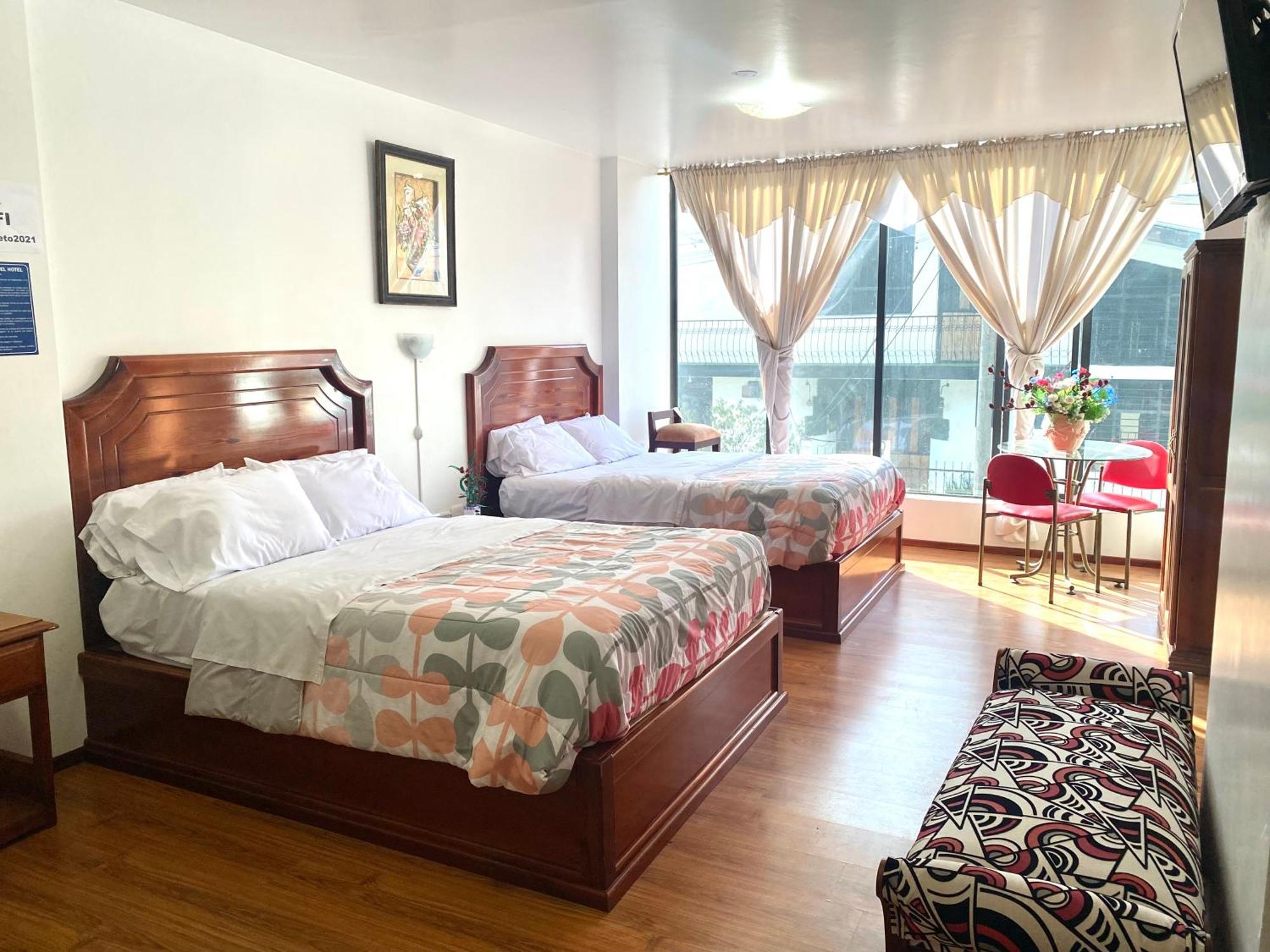Loreto Hotel Латакунга Экстерьер фото